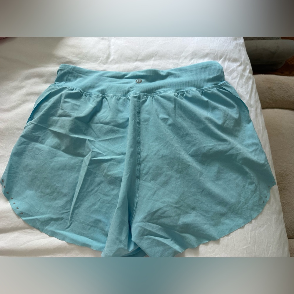 Lululemon running shorts size 4